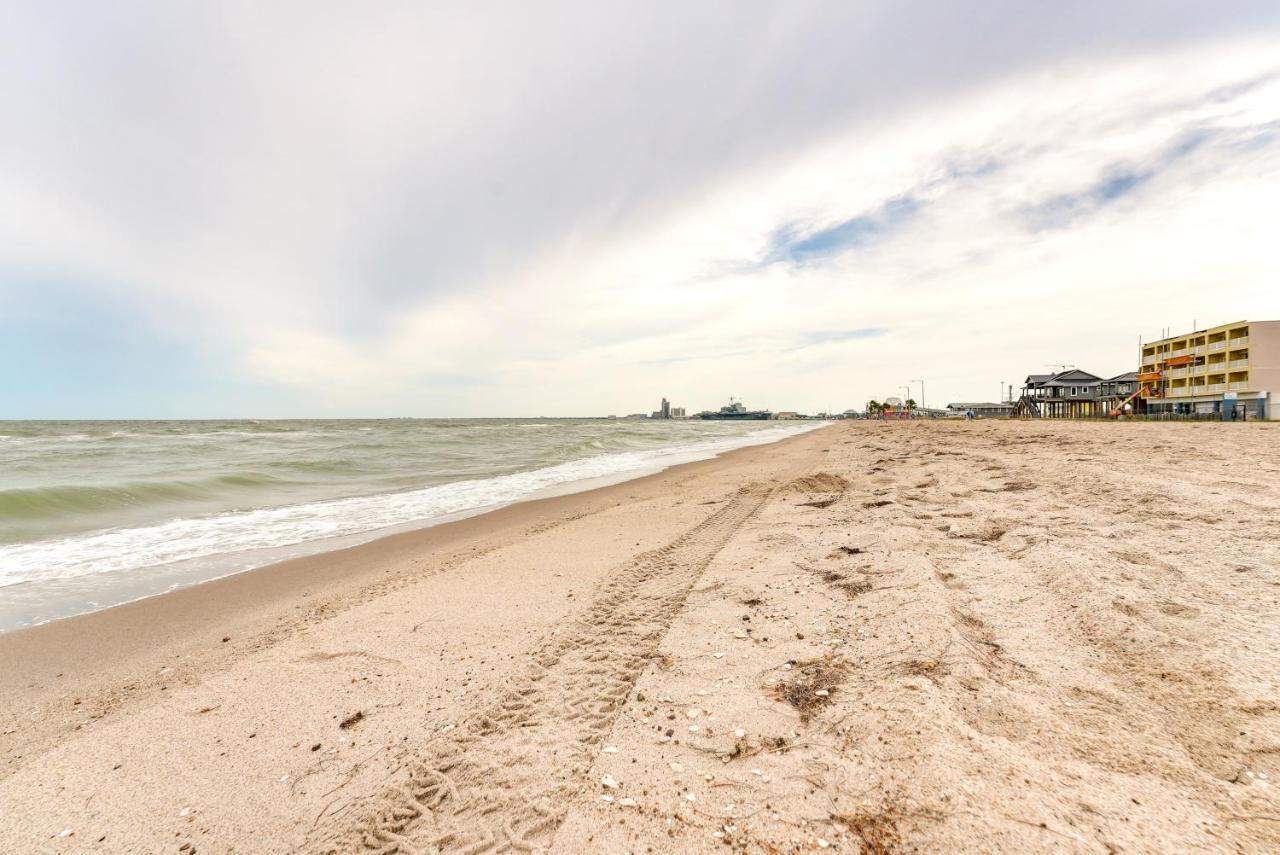 Beachfront Corpus Christi Condo With Pool Access! 외부 사진